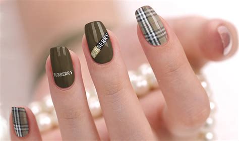 Burberry nail strips